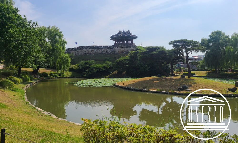 Suwon hwaseong es un destino por viaje a Seúl por 3 dias con guía en español